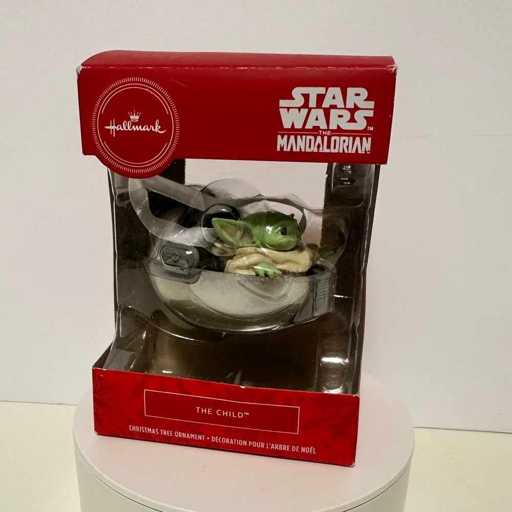 2020 Hallmark Star Wars The
Mandalorian The Child Christmas
Ornament Baby Yoda